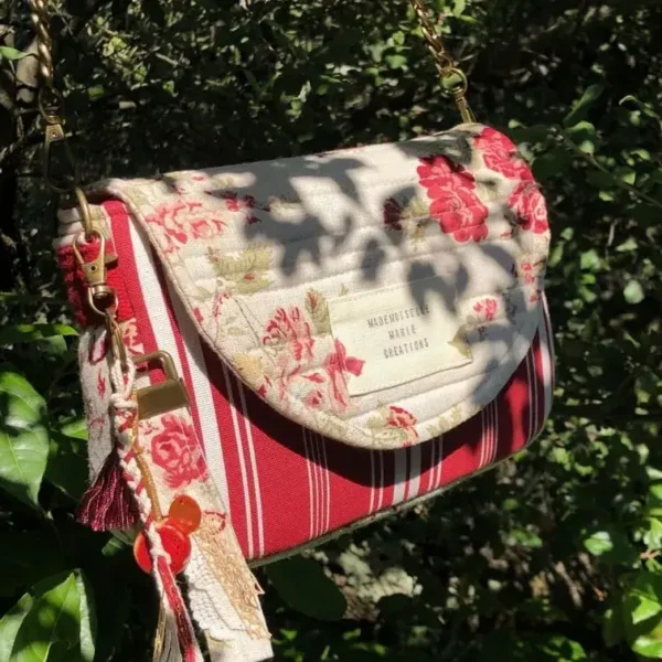 provence_sac_besace_crossbody_banane_rouge_bordeaux_mini_musette_passionnée provence_sac_besace_crossbody_banane_rouge_bordeaux_mini_musette_passionnée