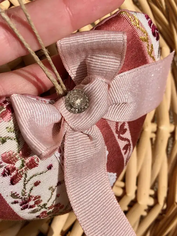 coeur_de_lavande_cadeau_typique_provence_bouton_vintage