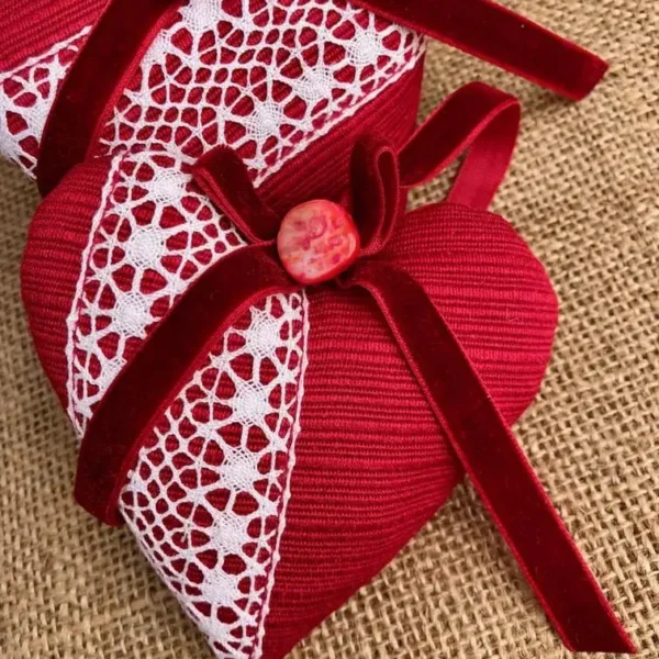 petit_coeur_rouge_bijou_lavande_sud_provence_idee_cadeau_femme_romantique_mere