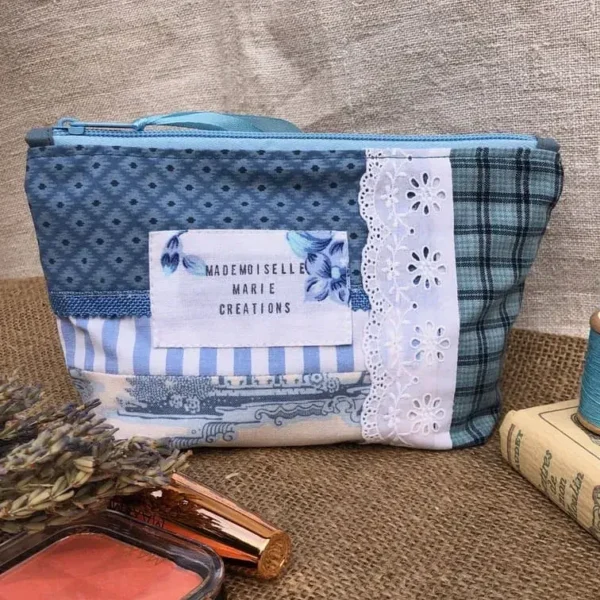 trousse_cadeau_fait_main_provence_bleu_dentelle