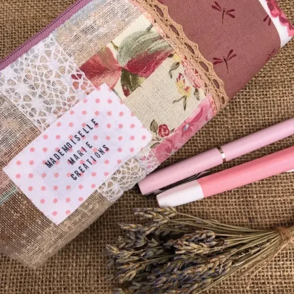 trousse_rose_shabby_romantique_fleurie