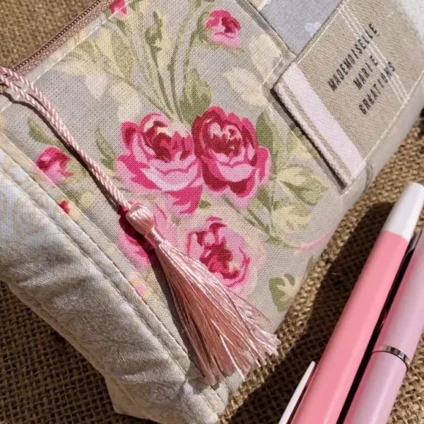 trousse_roses_aniciennes_vintage_shabby_romantique_fait_main_provence