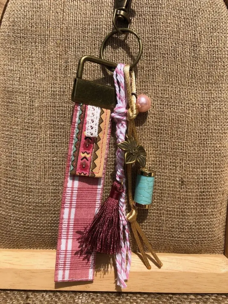 Porte-clés Grigri indienne & vieux rose – Image 4