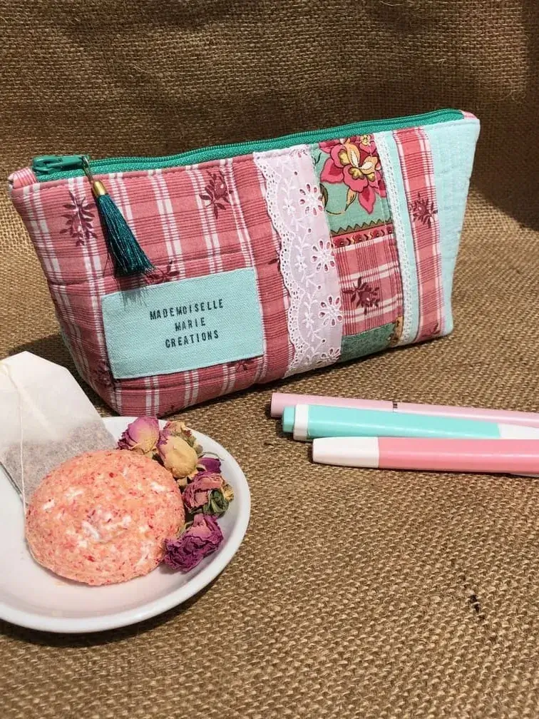Trousse celadon indienne & dentelle anglaise – Image 2