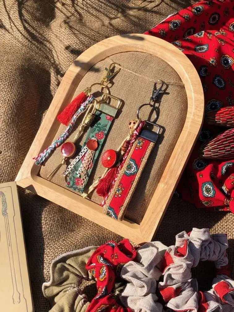 porte_cles_grigri_talisman_idee_cadeau_souvenir_provence_tissu_provençal