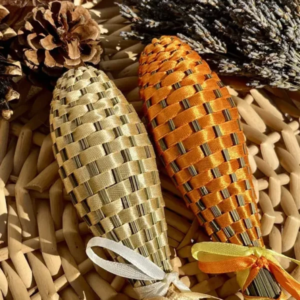 fuseaux_quenouilles_lavande_orange_doré_tradition_provencale