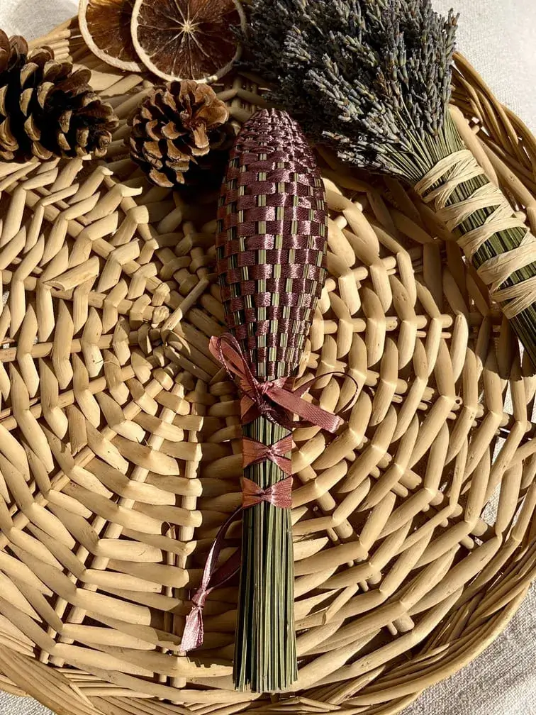 quenouille_fuseau_lavande_provence_artisanat_fait_main_violet