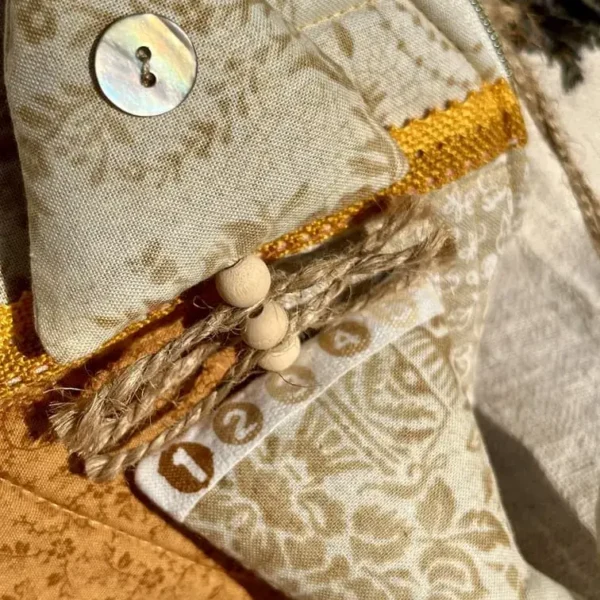 sardine_lavande_bouton_nacre_upcycling_textile_idee_cadeau_provence