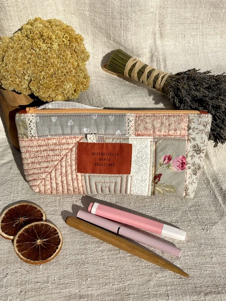 trousse_ecoliere_patchwork_taupe_orange_automne_fait_main_artisanal_idee_cadeau